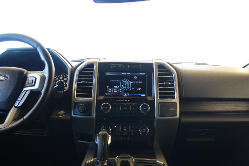 Ford F-150 Lariat SuperCrew 5.5-ft. Bed 4WD 2015