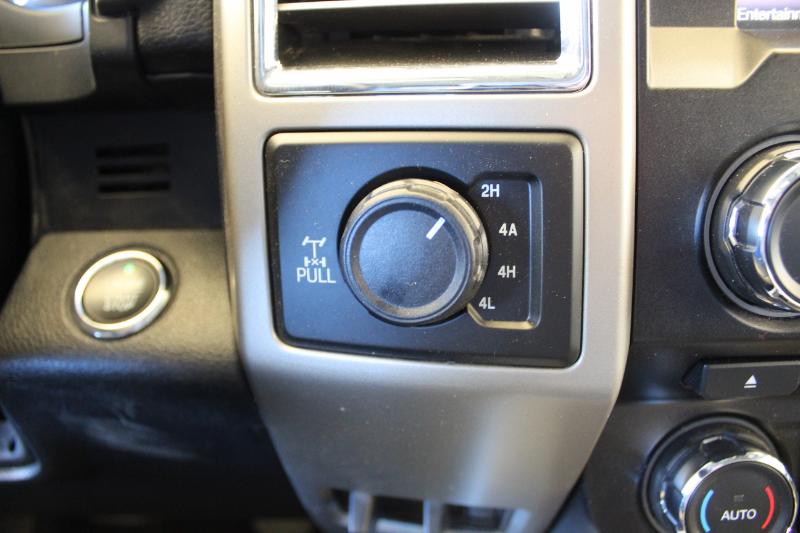 Ford F-150 Lariat SuperCrew 5.5-ft. Bed 4WD 2015