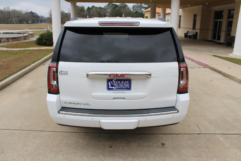 GMC Yukon XL Denali 2WD 2020