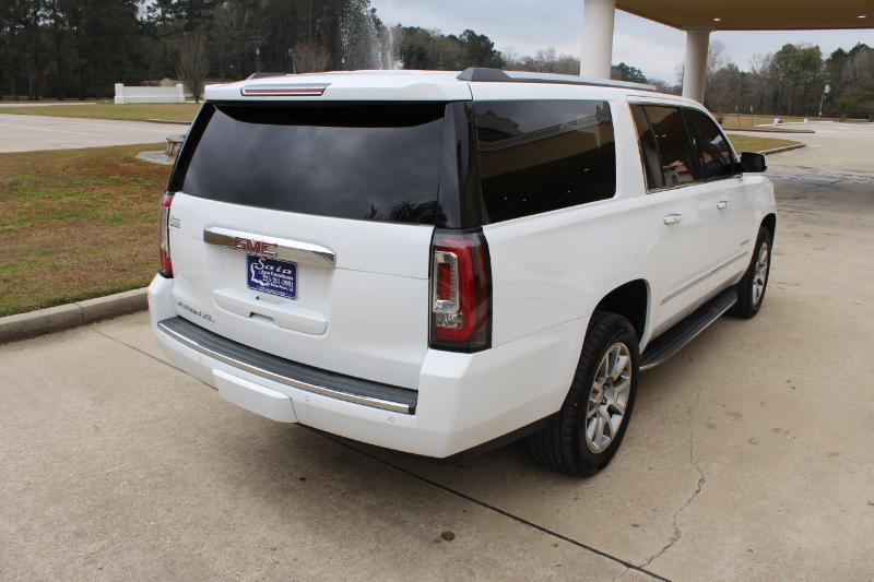 GMC Yukon XL Denali 2WD 2020