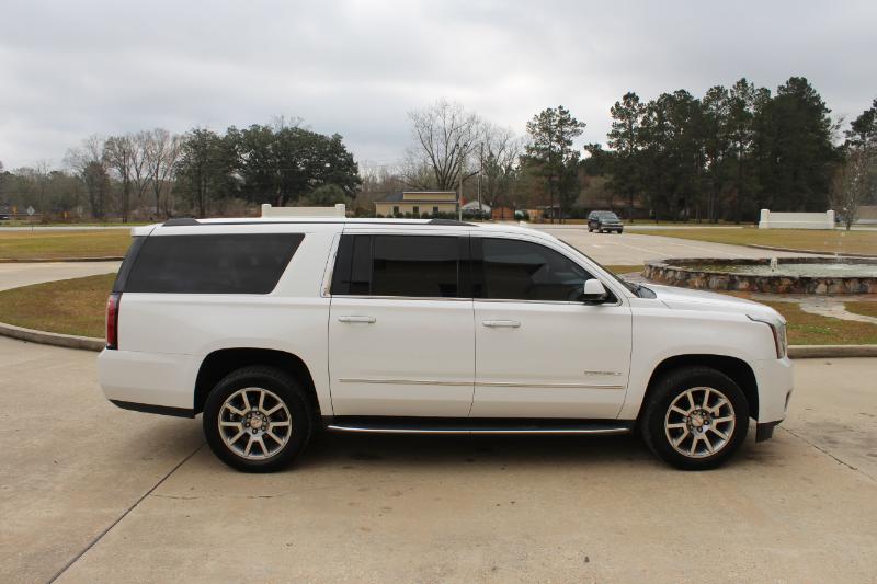 GMC Yukon XL Denali 2WD 2020
