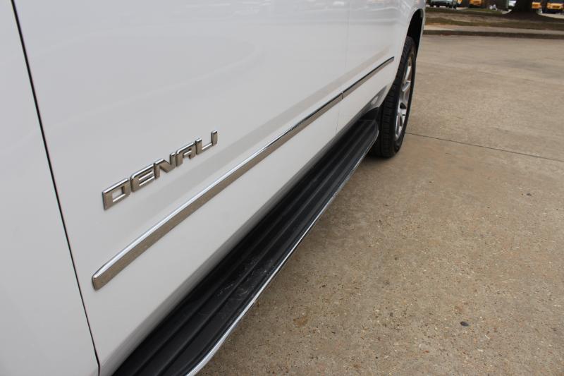 GMC Yukon XL Denali 2WD 2020