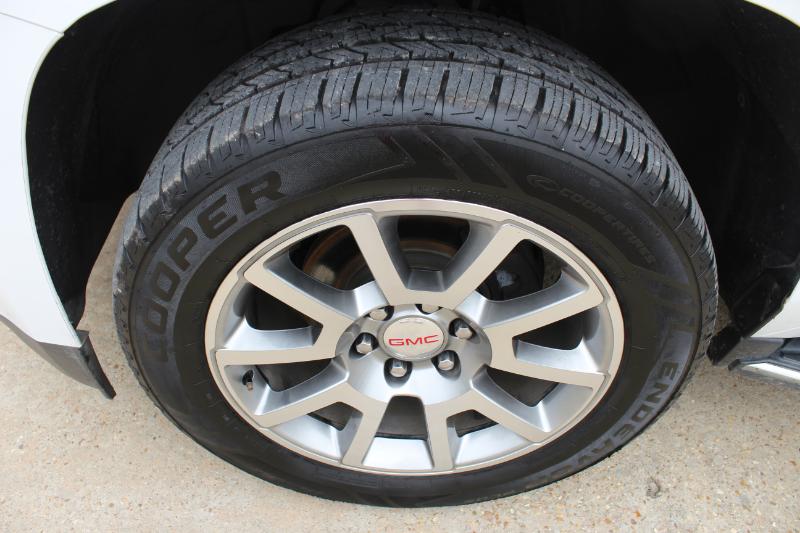 GMC Yukon XL Denali 2WD 2020