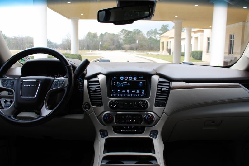 GMC Yukon XL Denali 2WD 2020