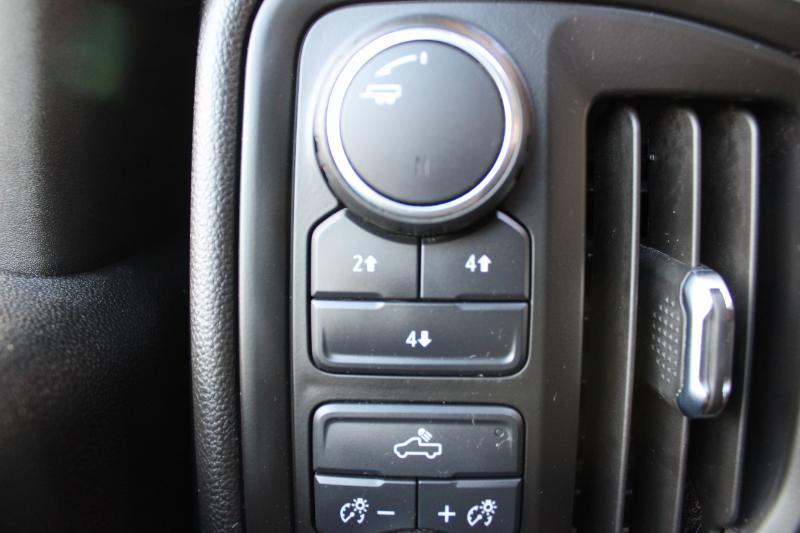 Chevrolet Silverado 2500HD Custom Crew Cab Short Box 4WD 2021