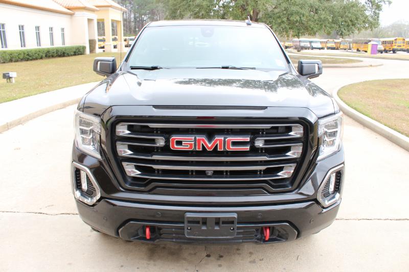 GMC Sierra 1500 AT4 Crew Cab Short Box 4WD 2021