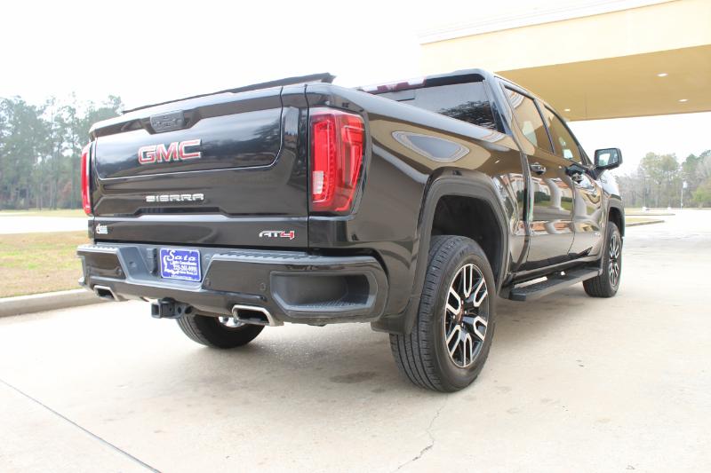 GMC Sierra 1500 AT4 Crew Cab Short Box 4WD 2021