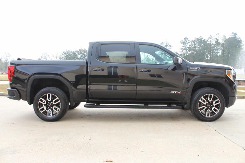 GMC Sierra 1500 AT4 Crew Cab Short Box 4WD 2021
