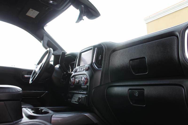 GMC Sierra 1500 AT4 Crew Cab Short Box 4WD 2021