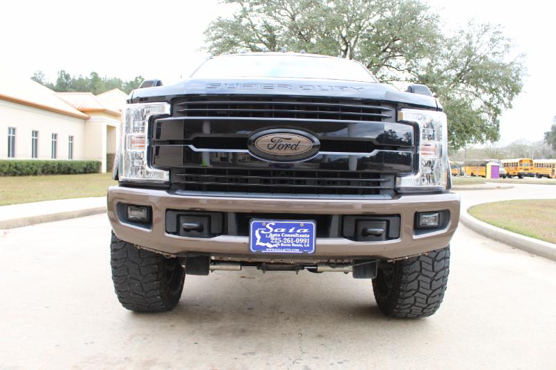 Ford F-250 SD Lariat Crew Cab 4WD 2017