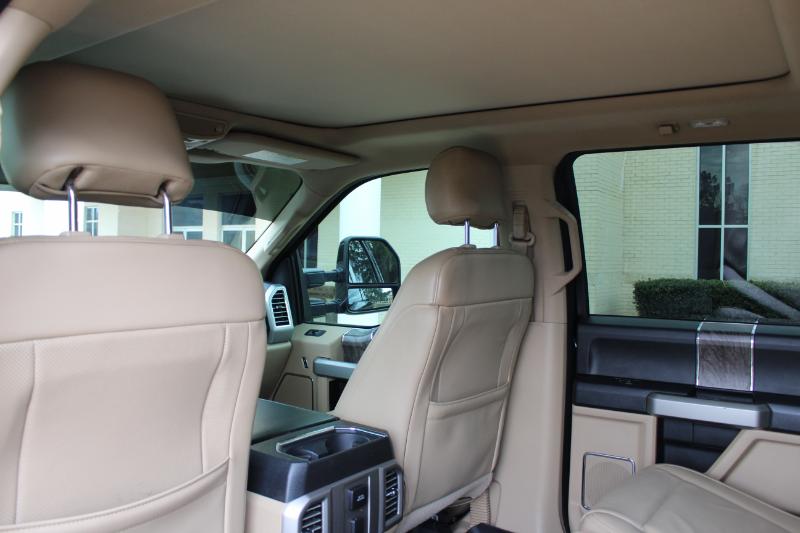 Ford F-250 SD Lariat Crew Cab 4WD 2017