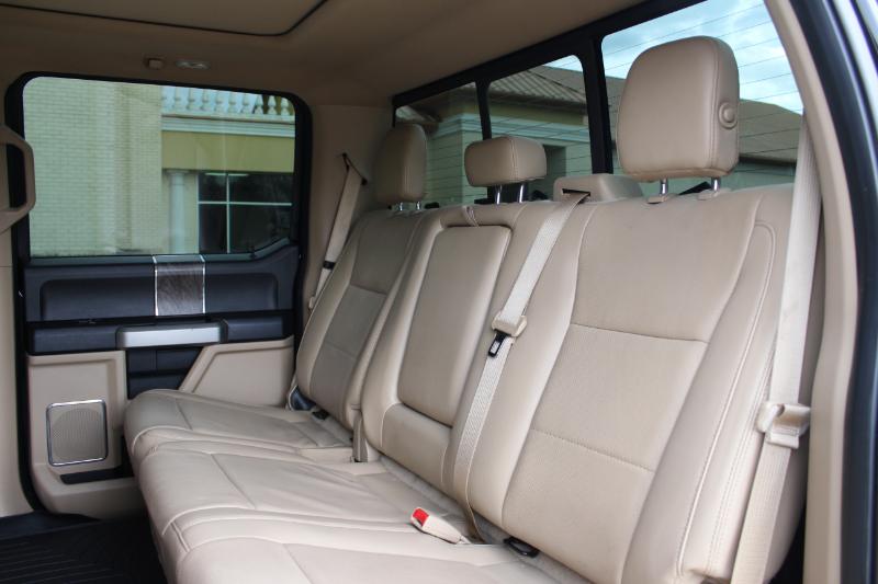 Ford F-250 SD Lariat Crew Cab 4WD 2017