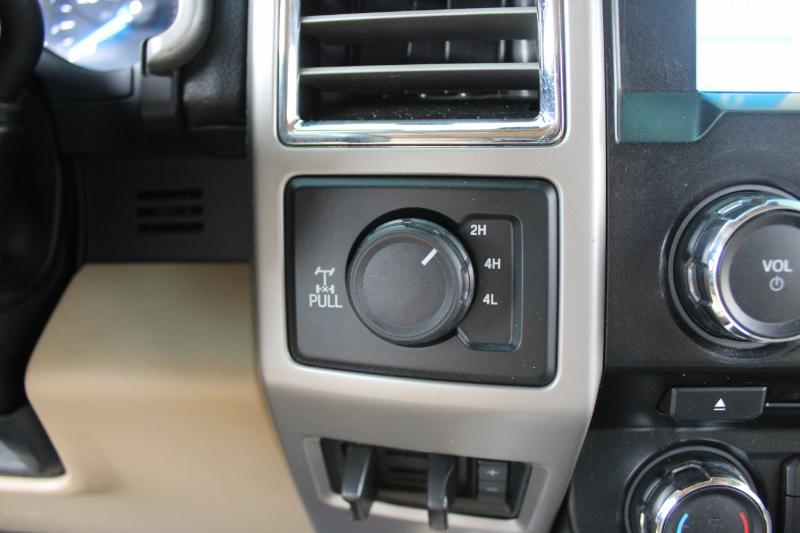 Ford F-250 SD Lariat Crew Cab 4WD 2017