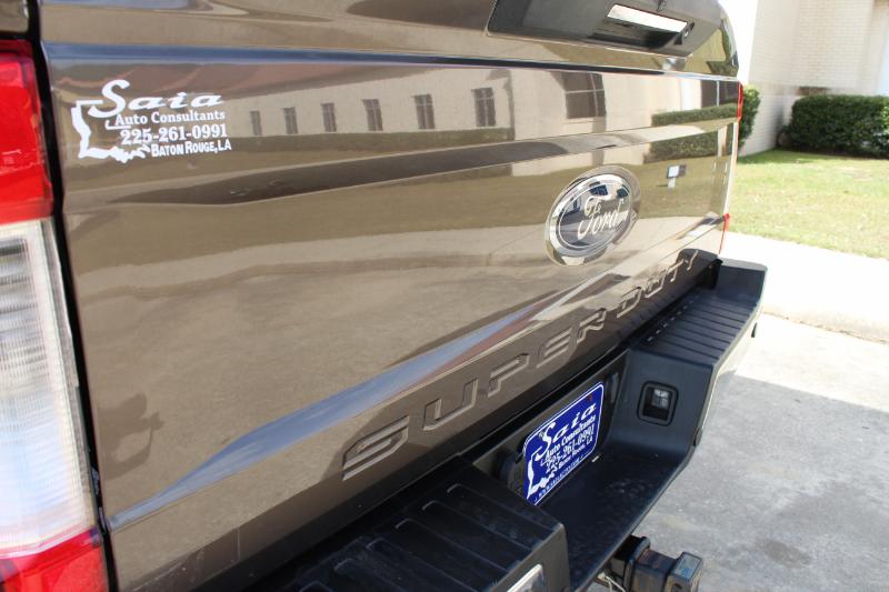 Ford F-250 SD Lariat Crew Cab 4WD 2017