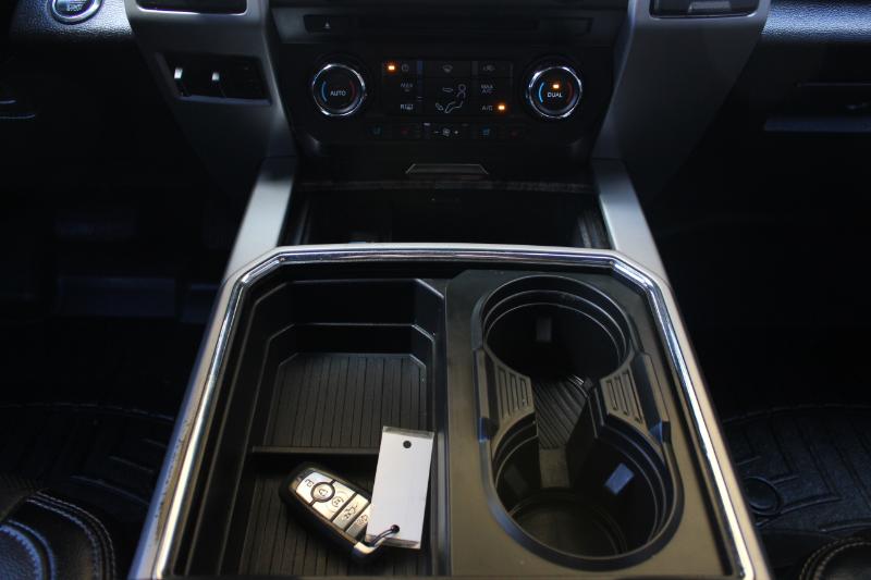 Ford F-250 SD Lariat Crew Cab 4WD 2017