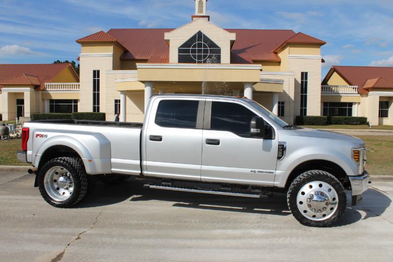 Ford F-350 SD XL Crew Cab Long Bed DRW 4WD 2019