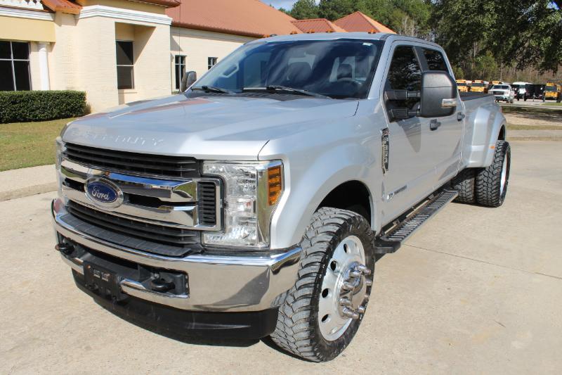 Ford F-350 SD XL Crew Cab Long Bed DRW 4WD 2019