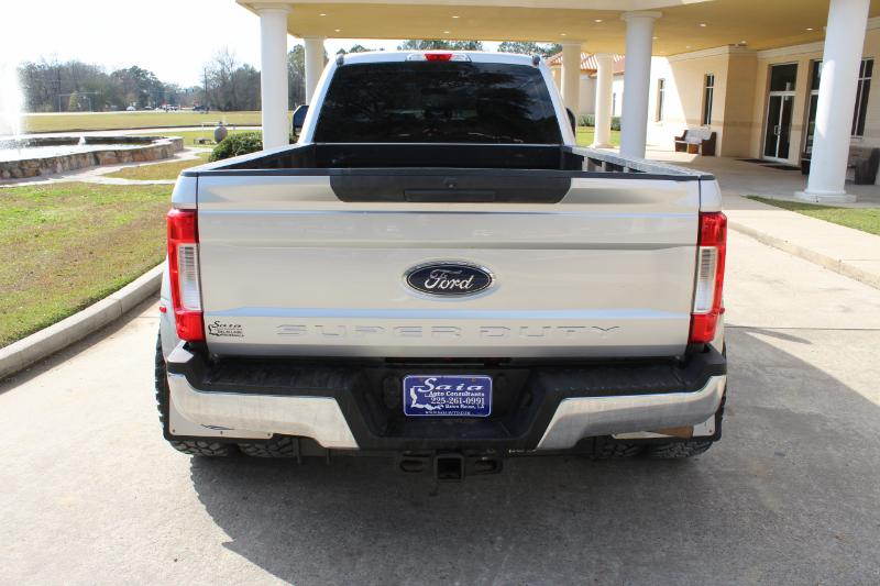 Ford F-350 SD XL Crew Cab Long Bed DRW 4WD 2019