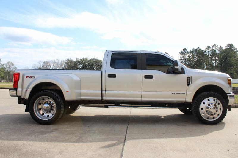 Ford F-350 SD XL Crew Cab Long Bed DRW 4WD 2019