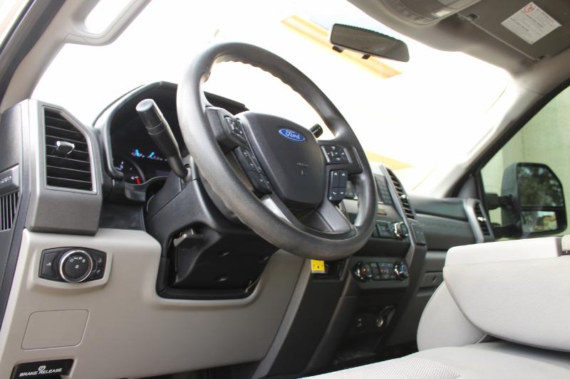 Ford F-350 SD XL Crew Cab Long Bed DRW 4WD 2019