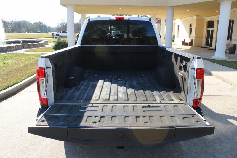 Ford F-250 SD Lariat Crew Cab 4WD 2017