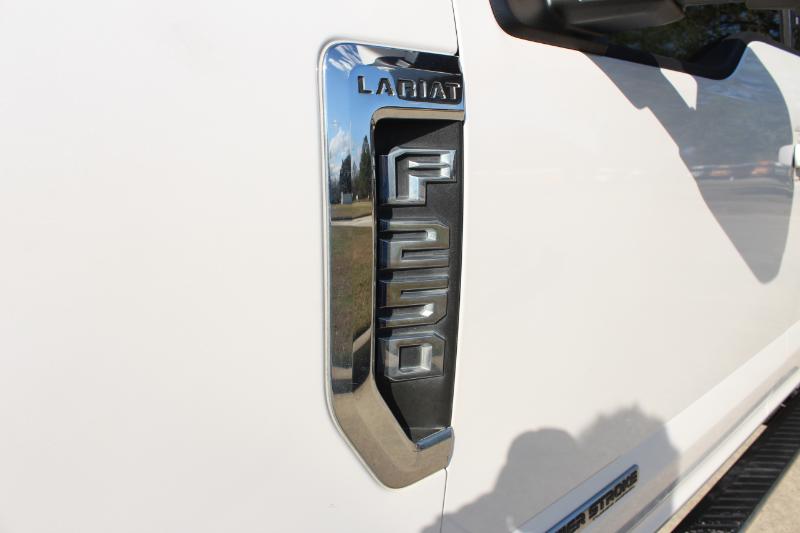 Ford F-250 SD Lariat Crew Cab 4WD 2017