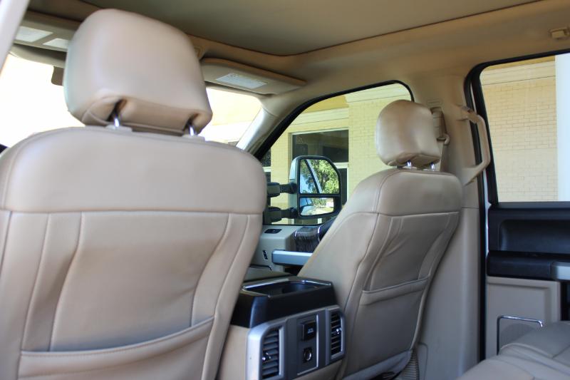 Ford F-250 SD Lariat Crew Cab 4WD 2017