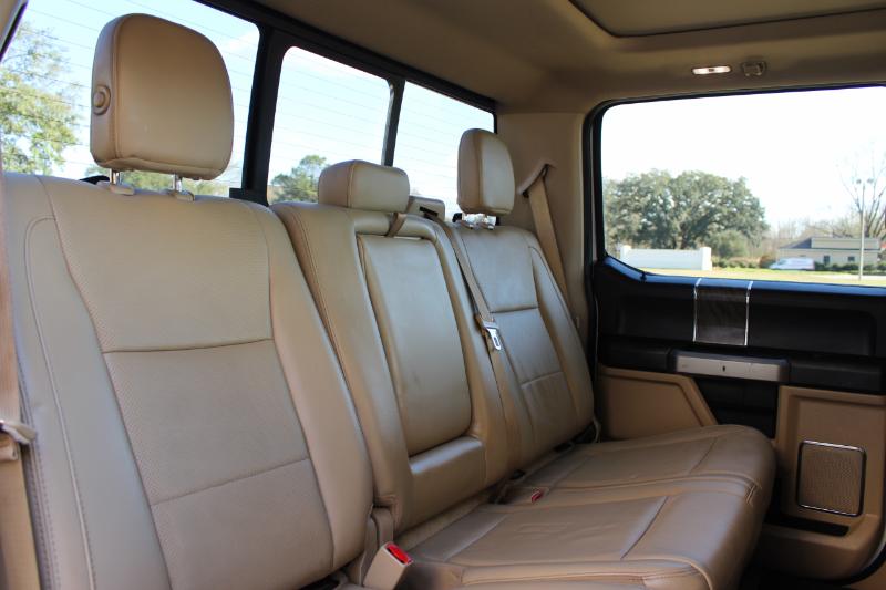 Ford F-250 SD Lariat Crew Cab 4WD 2017