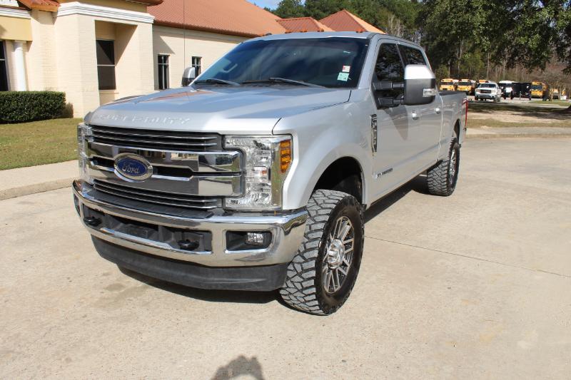 Ford F-250 SD Lariat Crew Cab 4WD 2018