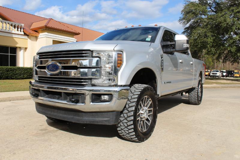 Ford F-250 SD Lariat Crew Cab 4WD 2018