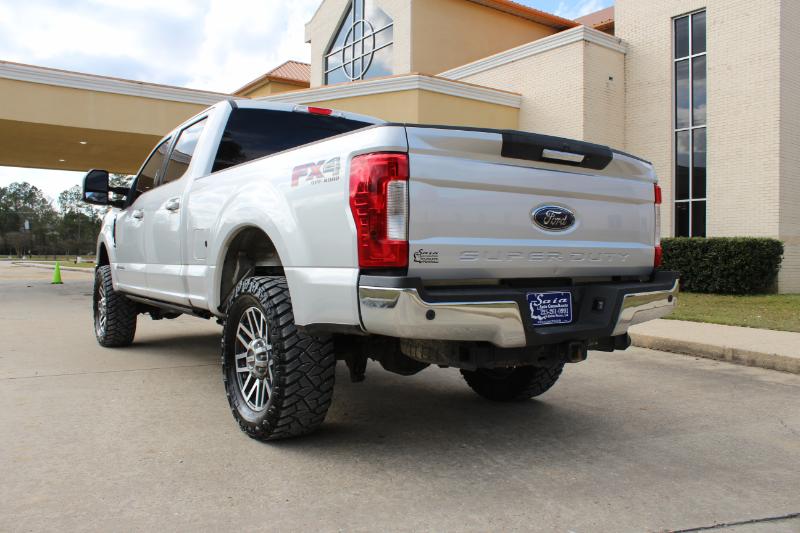 Ford F-250 SD Lariat Crew Cab 4WD 2018
