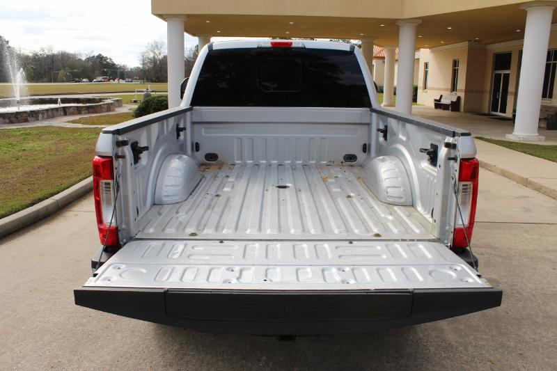 Ford F-250 SD Lariat Crew Cab 4WD 2018