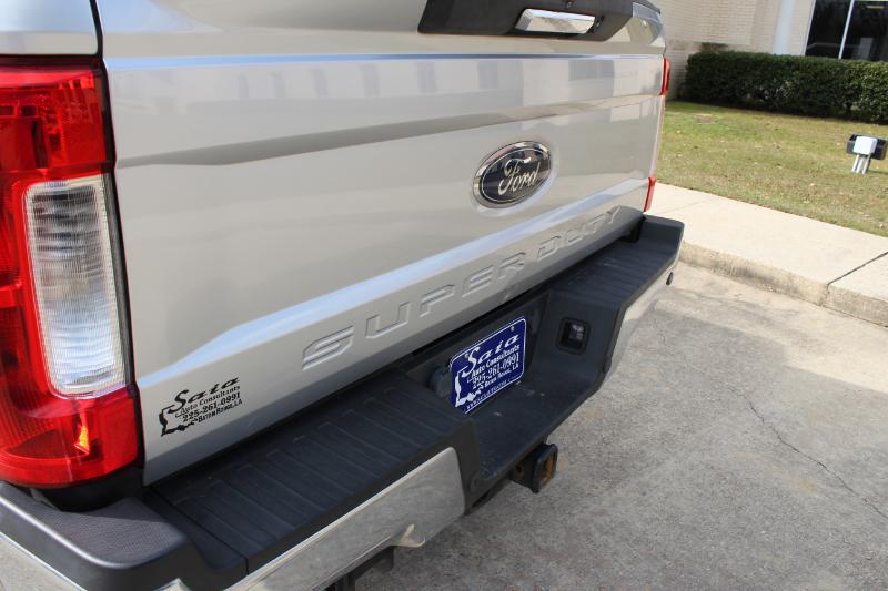 Ford F-250 SD Lariat Crew Cab 4WD 2018