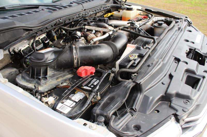 Ford F-250 SD Lariat Crew Cab 4WD 2018