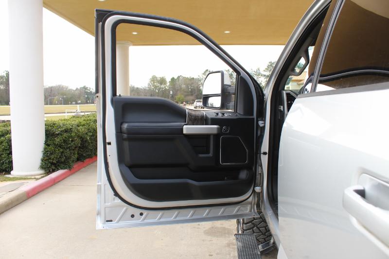 Ford F-250 SD Lariat Crew Cab 4WD 2018