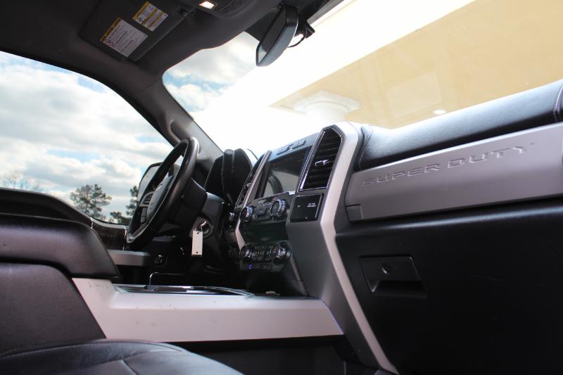 Ford F-250 SD Lariat Crew Cab 4WD 2018