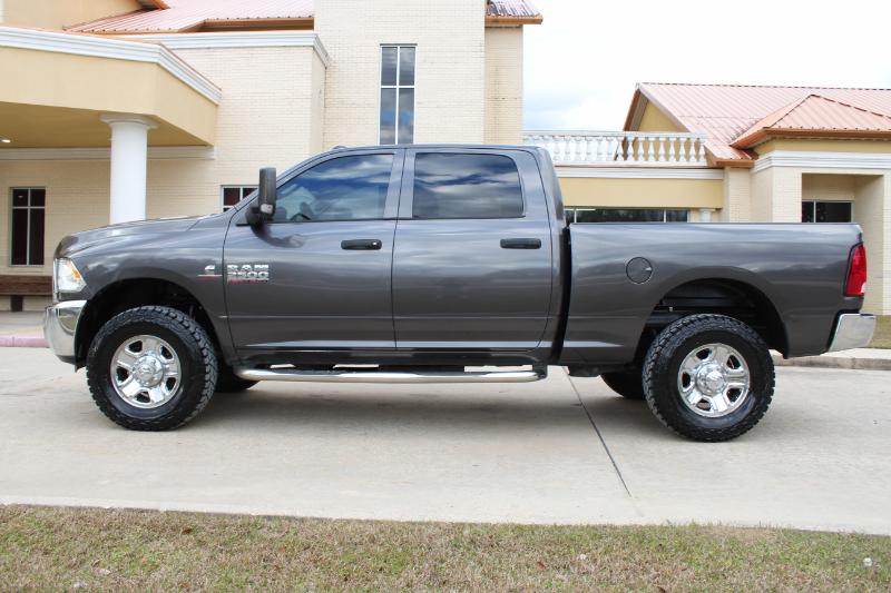 RAM 2500 Tradesman Crew Cab SWB 4WD 2016