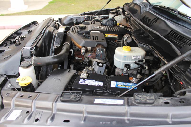 RAM 2500 Tradesman Crew Cab SWB 4WD 2016