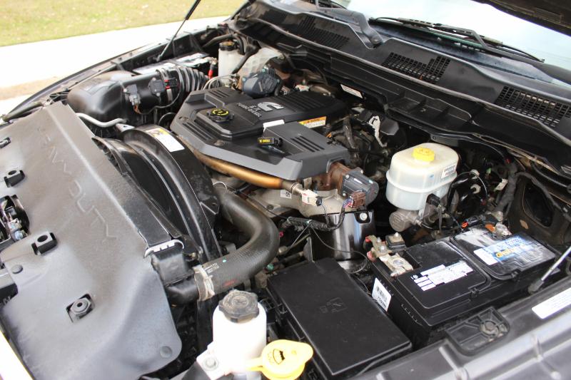 RAM 2500 Tradesman Crew Cab SWB 4WD 2016