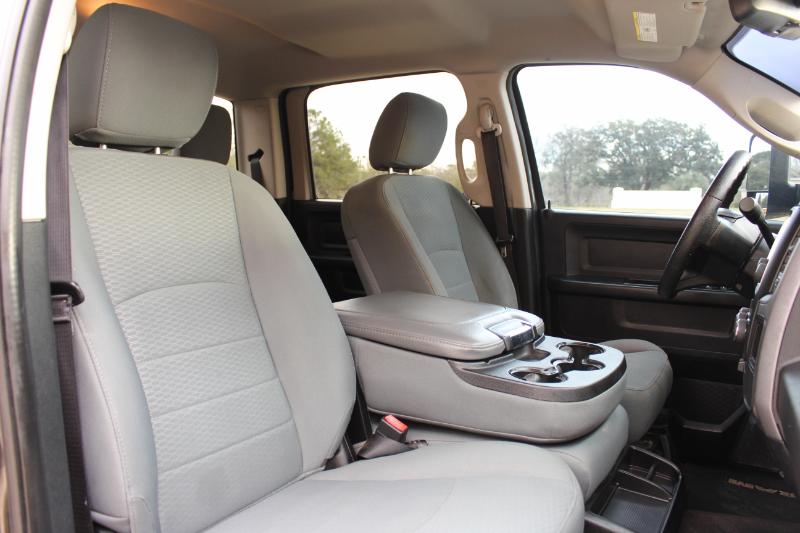 RAM 2500 Tradesman Crew Cab SWB 4WD 2016