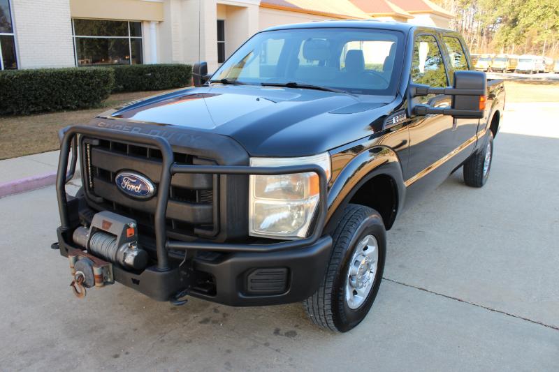 Ford F-250 SD XL Crew Cab 4WD 2011