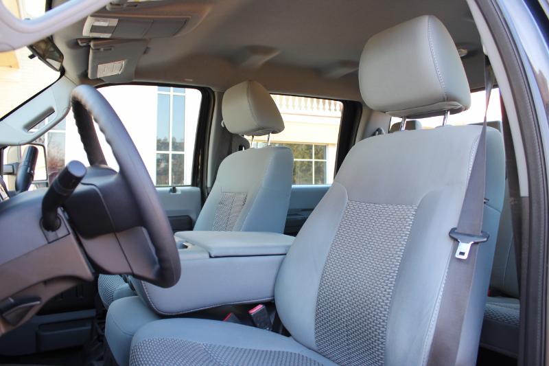 Ford F-250 SD XL Crew Cab 4WD 2011