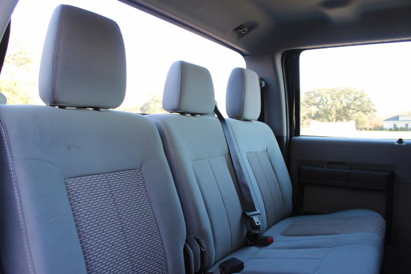 Ford F-250 SD XL Crew Cab 4WD 2011