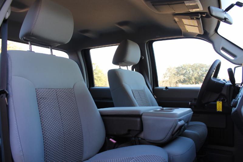 Ford F-250 SD XL Crew Cab 4WD 2011