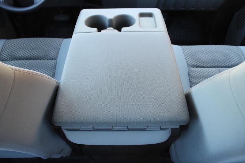 Ford F-250 SD XL Crew Cab 4WD 2011