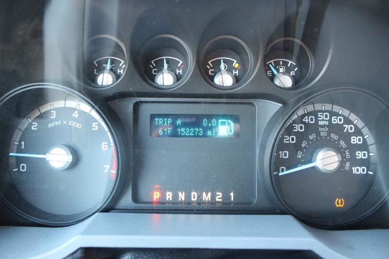 Ford F-250 SD XL Crew Cab 4WD 2011