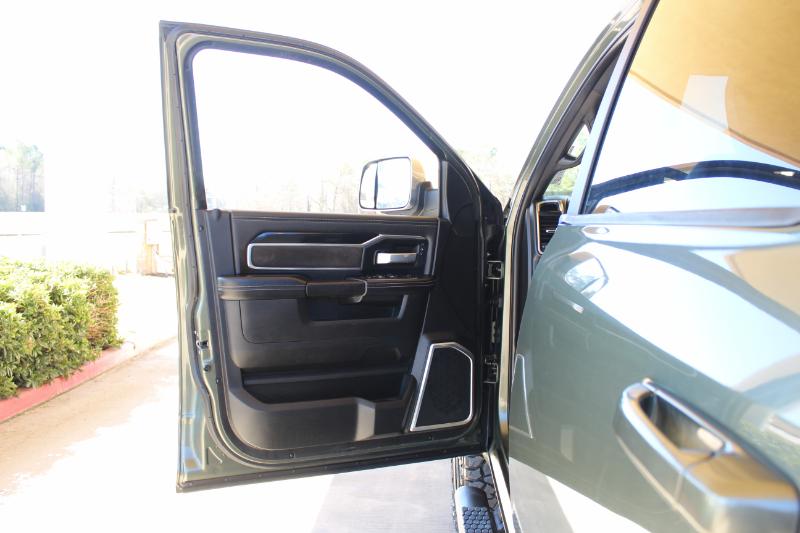 RAM 2500 Laramie Crew Cab SWB 4WD 2022