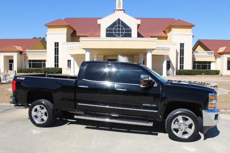 Chevrolet Silverado 2500HD LTZ Crew Cab 4WD 2017