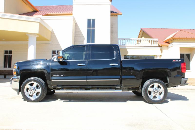 Chevrolet Silverado 2500HD LTZ Crew Cab 4WD 2017