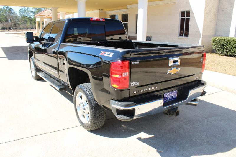 Chevrolet Silverado 2500HD LTZ Crew Cab 4WD 2017